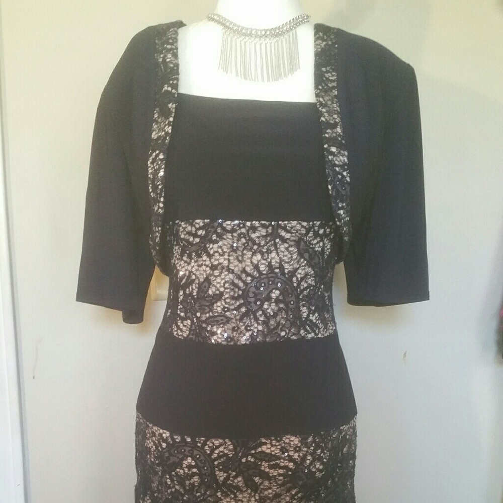 Beautiful and classy Navy dress